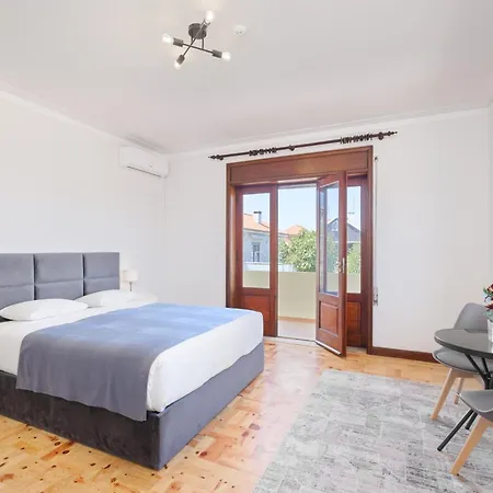 7br & 7ba Wpool & Backyard Prime Location! Villa Vila Nova de Gaia